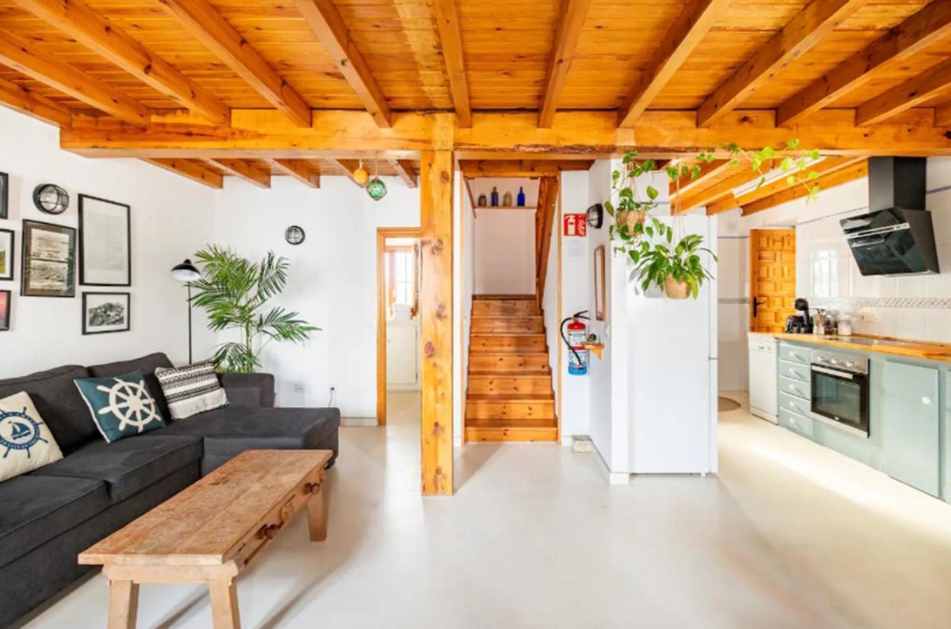 Casa Marinera Centrica En 柯米拉斯 外观 照片